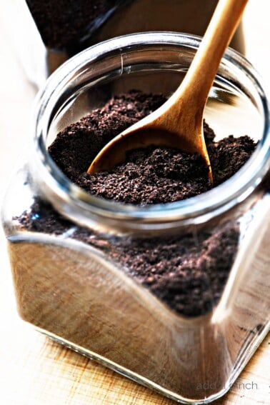 Espresso Power Recipe - Learn how to make your own espresso powder for baking! It is the secret ingredient of many professional bakers and now you can make it in your own home! // addapinch.com