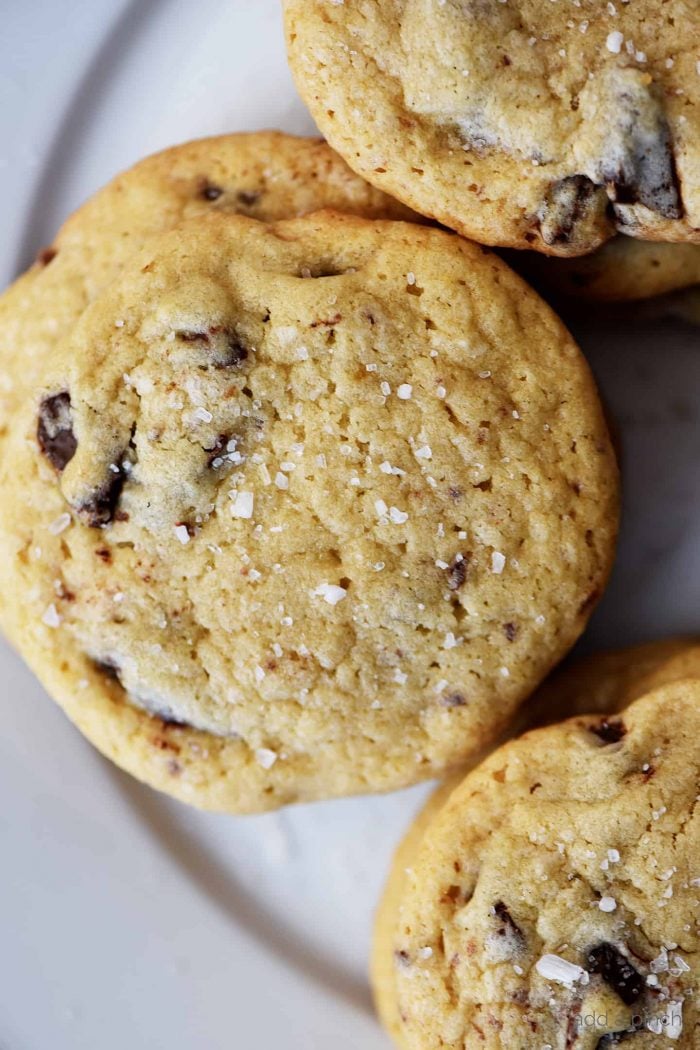 Photograph of cookies on a white plate.