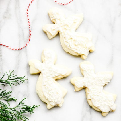 Cut Out Sugar Cookie Recipe - This sugar cookie recipe is an heirloom family recipe used for generations. A simple sugar cookie recipe that makes perfect roll out sugar cookies that are perfect for decorating. // addapinch.com